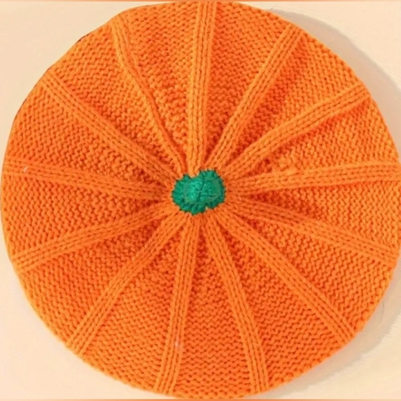 Pumpkin Beret - Picture 2 of 2